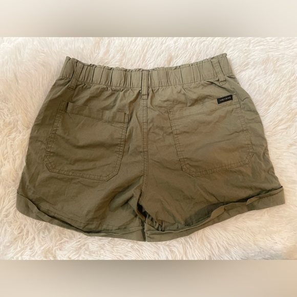 Sanctuary Anthropologie Womens M Mid Rise Poplin Roll Tab Utility Shorts Green - Picture 4 of 5